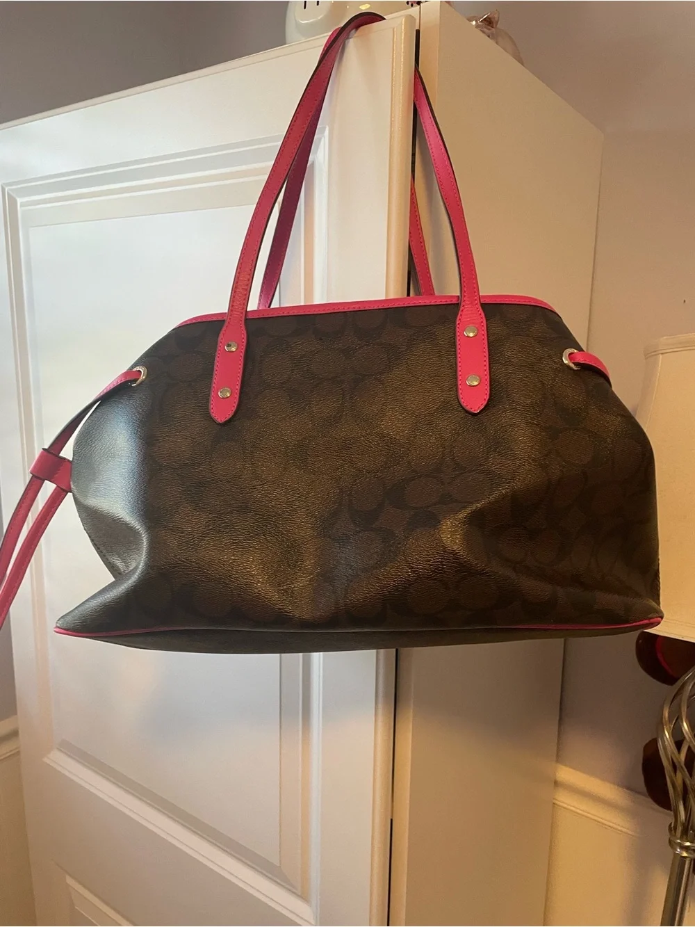 Coach large pre